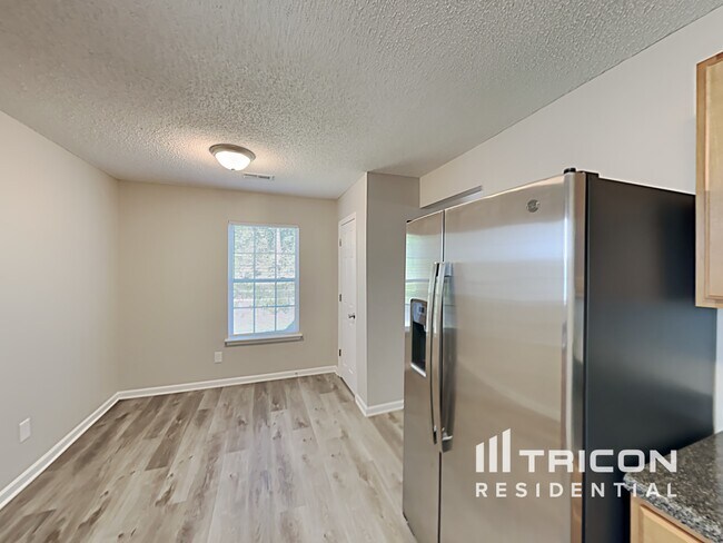 Foto del edificio - 324 Valley Heights Ln