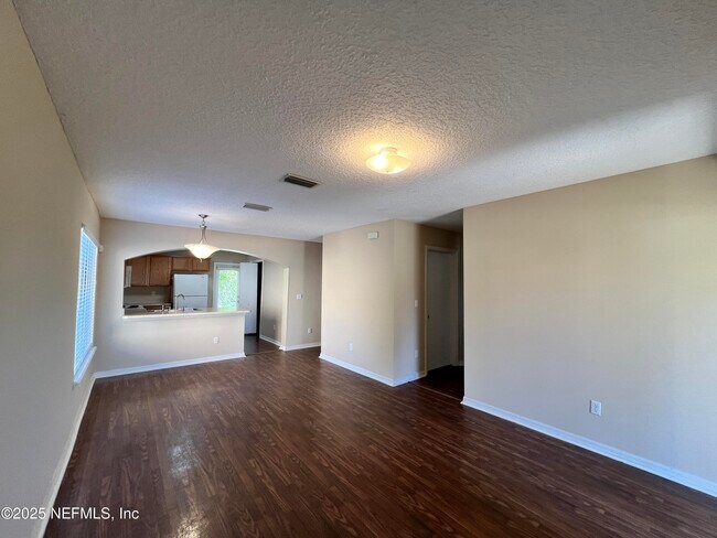 Foto del edificio - 714 Ginger Mill Dr