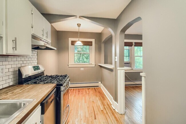 Foto del edificio - 1275 N Clarkson St