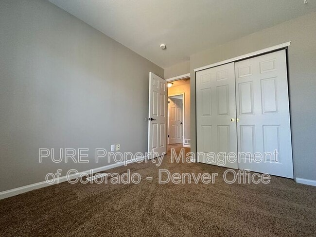 Building Photo - 4720 S Dudley St