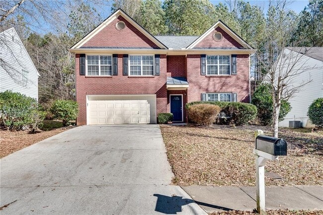Building Photo - 660 Castlebrooke Dr SE