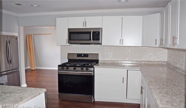 Foto del edificio - 3 br, 2 bath House - 401 W Liberty St