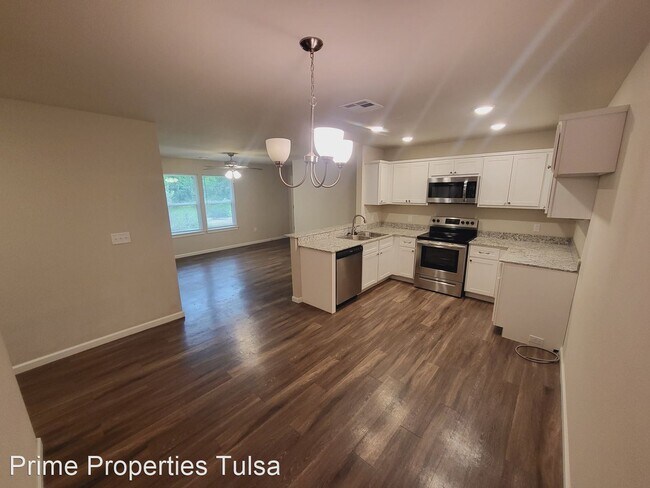 Foto del edificio - 3 br, 2 bath House - 1909 Mulberry St.