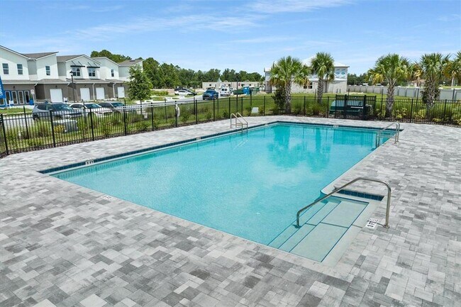 Building Photo - 987 Spring Palms Lp