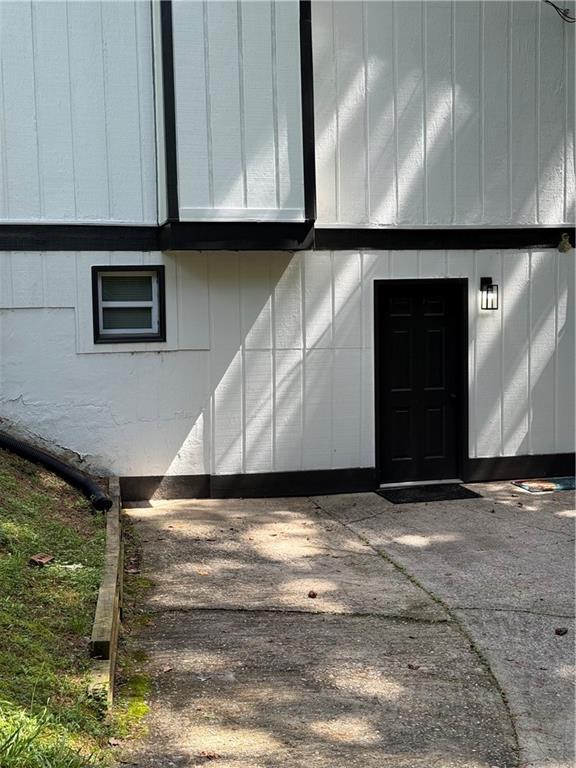 Building Photo - 721 Wedgewood Dr