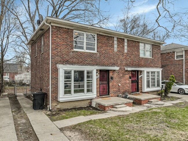 Building Photo - 18492 Greenfield Rd