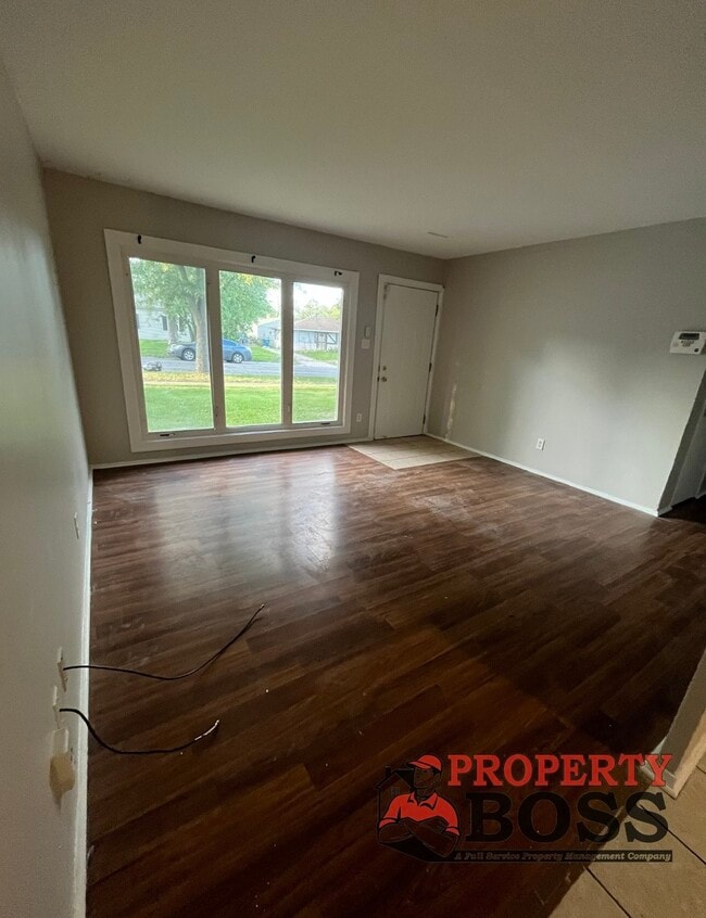 Foto del edificio - 5641 E 13th Pl