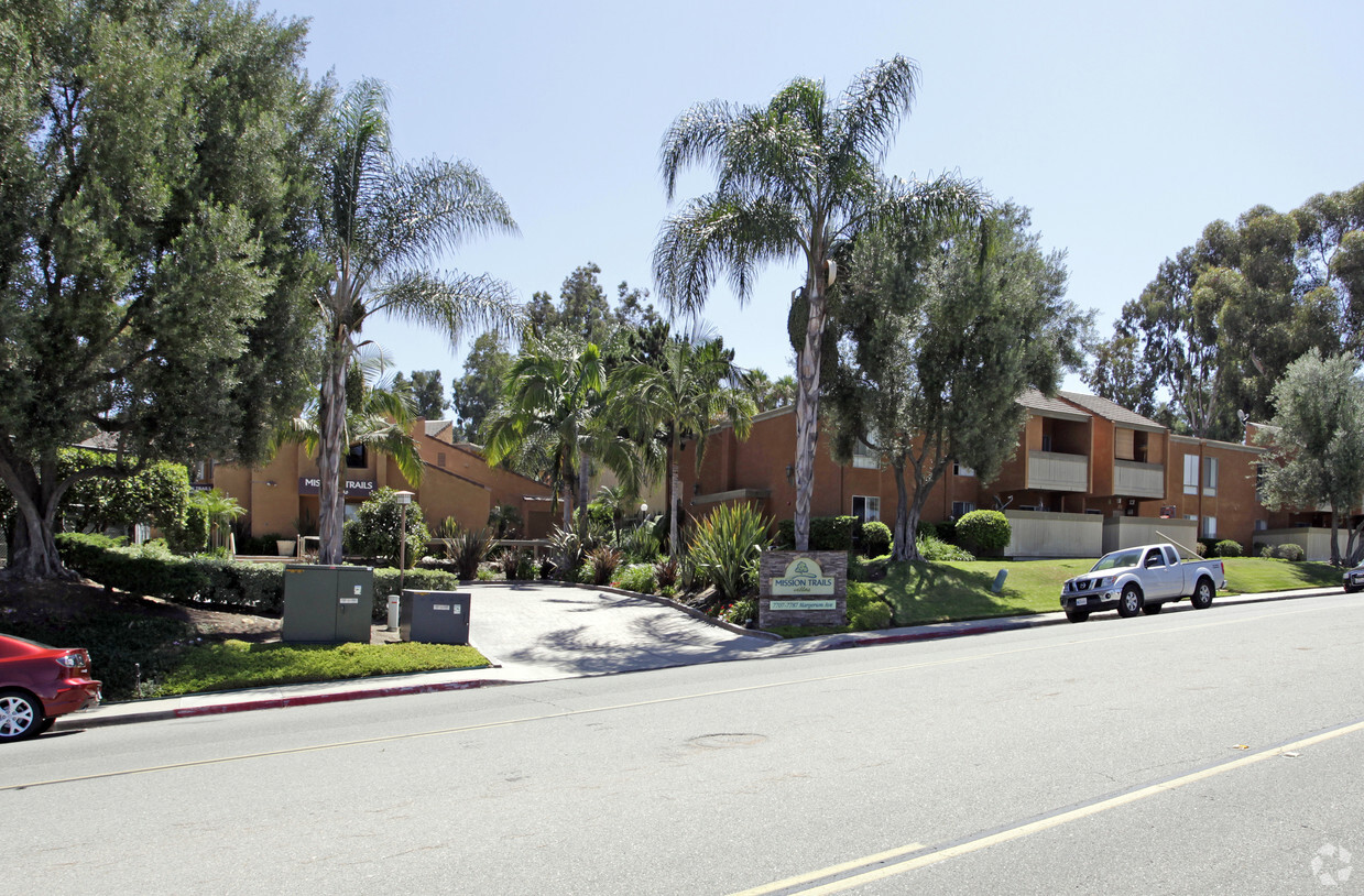 Building Photo - Mission Trails Villas