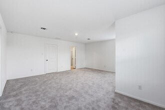 Building Photo - 6323 Geyser Starish Dr