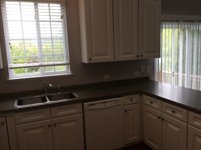 Foto del edificio - 312 Evergreen Cir