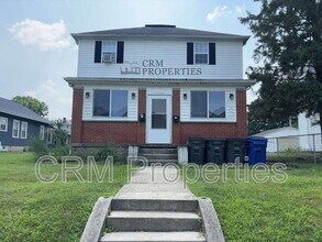 Building Photo - 1107 W Walnut St