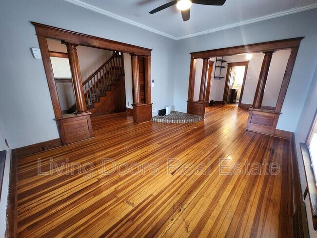 Foto del edificio - 837 Peach St