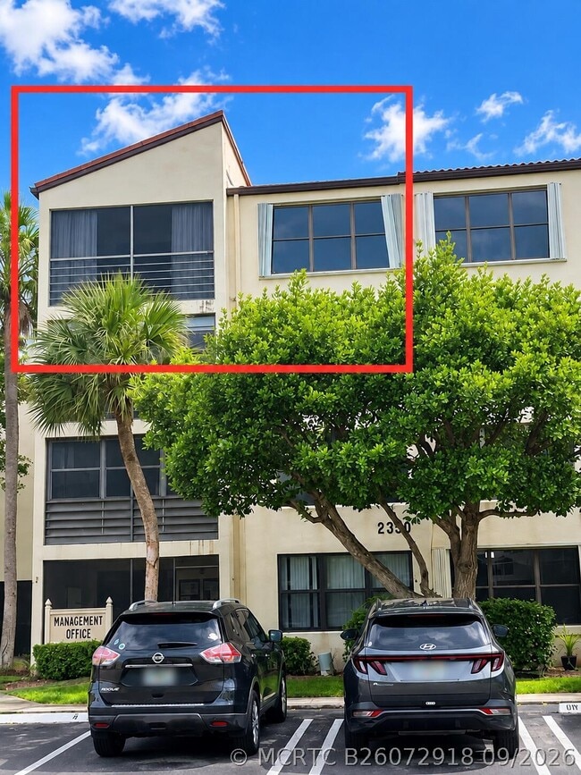 Building Photo - 2320 S Cypress Bend Dr