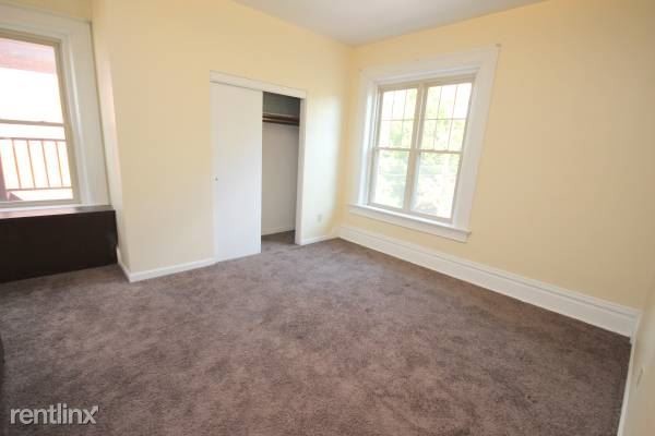 Building Photo - 221 N Dithridge St