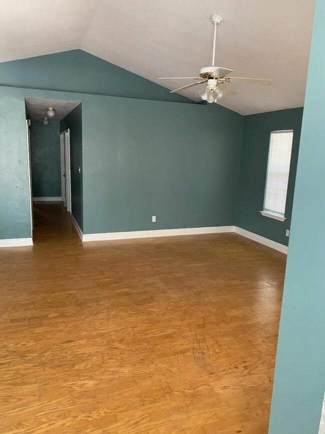 Foto del edificio - 3201 Addison Ln