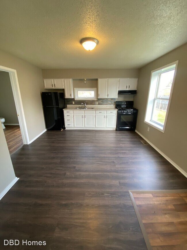 Foto del edificio - 3 br, 1.5 bath House - 845 Hugh St