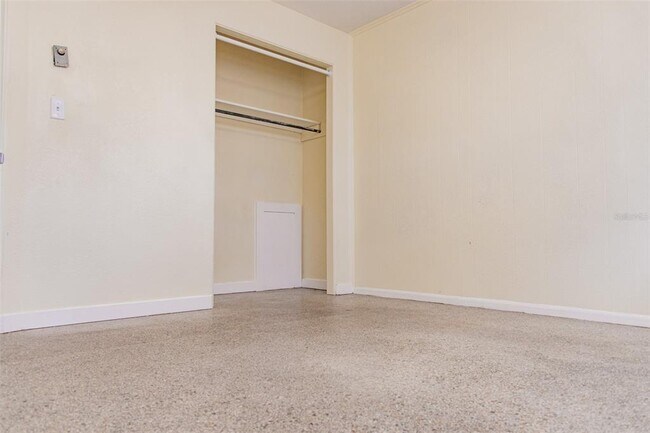 Foto del edificio - 515 Ave J SE