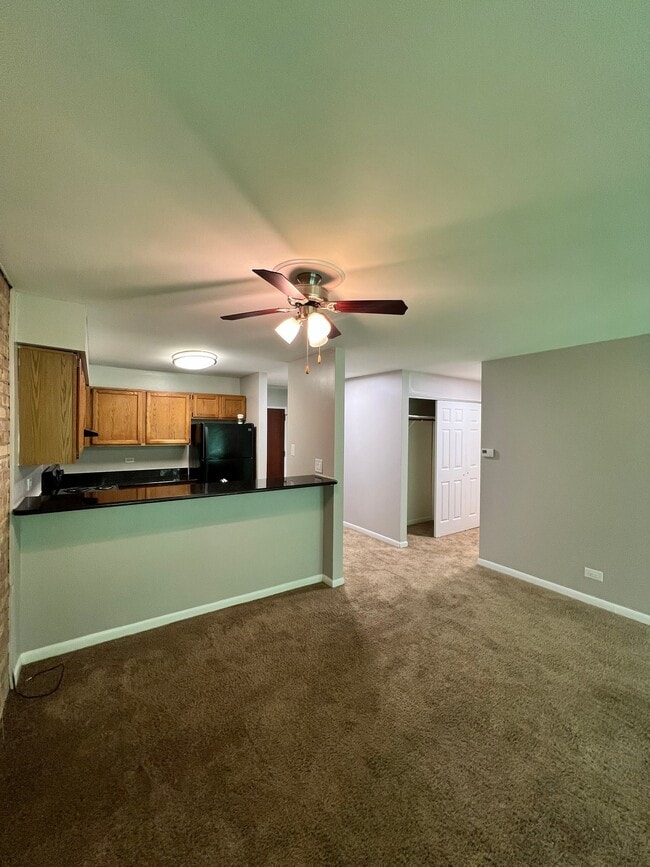 Building Photo - 5750 Abbey Dr