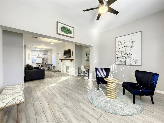 Foto del edificio - 1500 SW 12th Ave