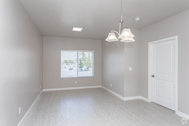 1HAB, 1BA - 645 ft² - Knox on 12th