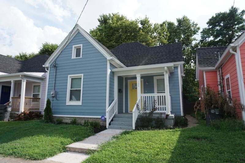 Primary Photo - 136 Rand Ave