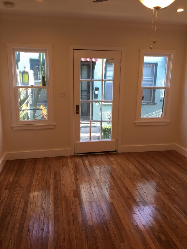 front door - 1221 9th St
