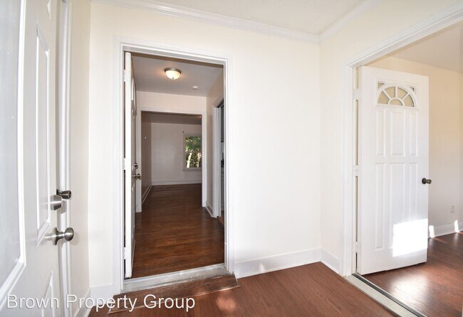 Foto del edificio - 3 br, 2 bath House - 3022 Cliffdale Rd
