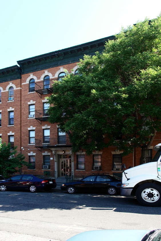 Primary Photo - 117 15th St