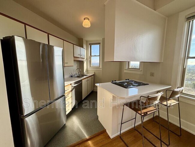 Foto del edificio - 2068 Walton Wy