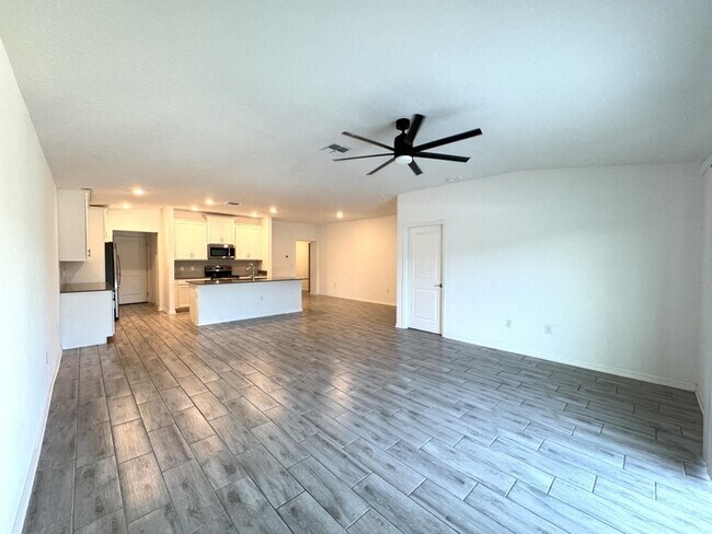 Foto del edificio - 5442 Limestone St