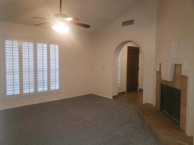 Building Photo - 1141 N Sicily Dr