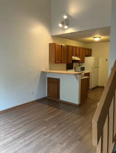 New floors - 131 Wellington St