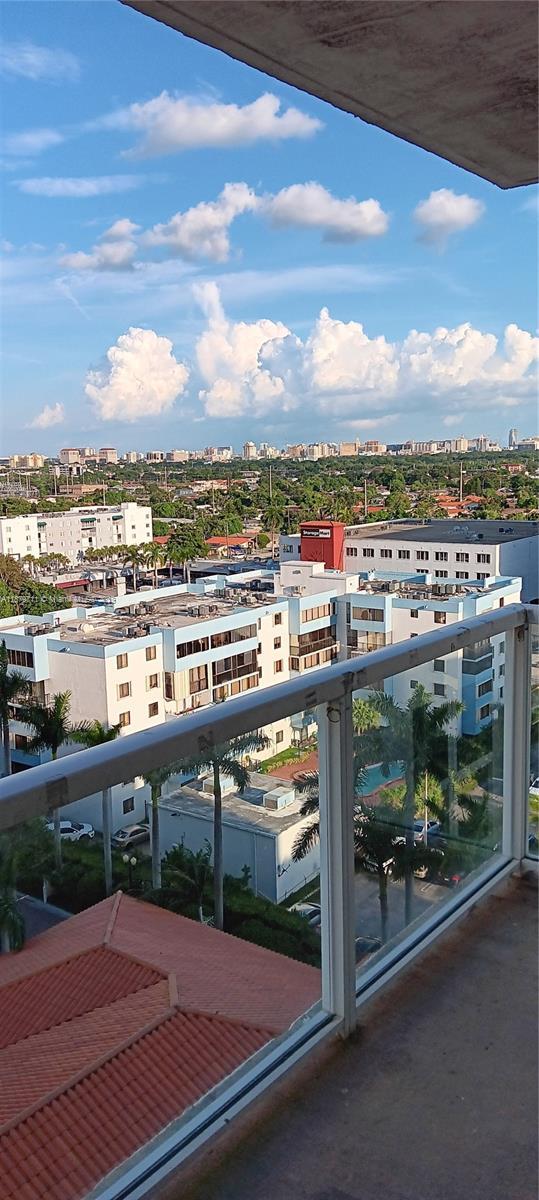 Foto del edificio - 5085 NW 7th St