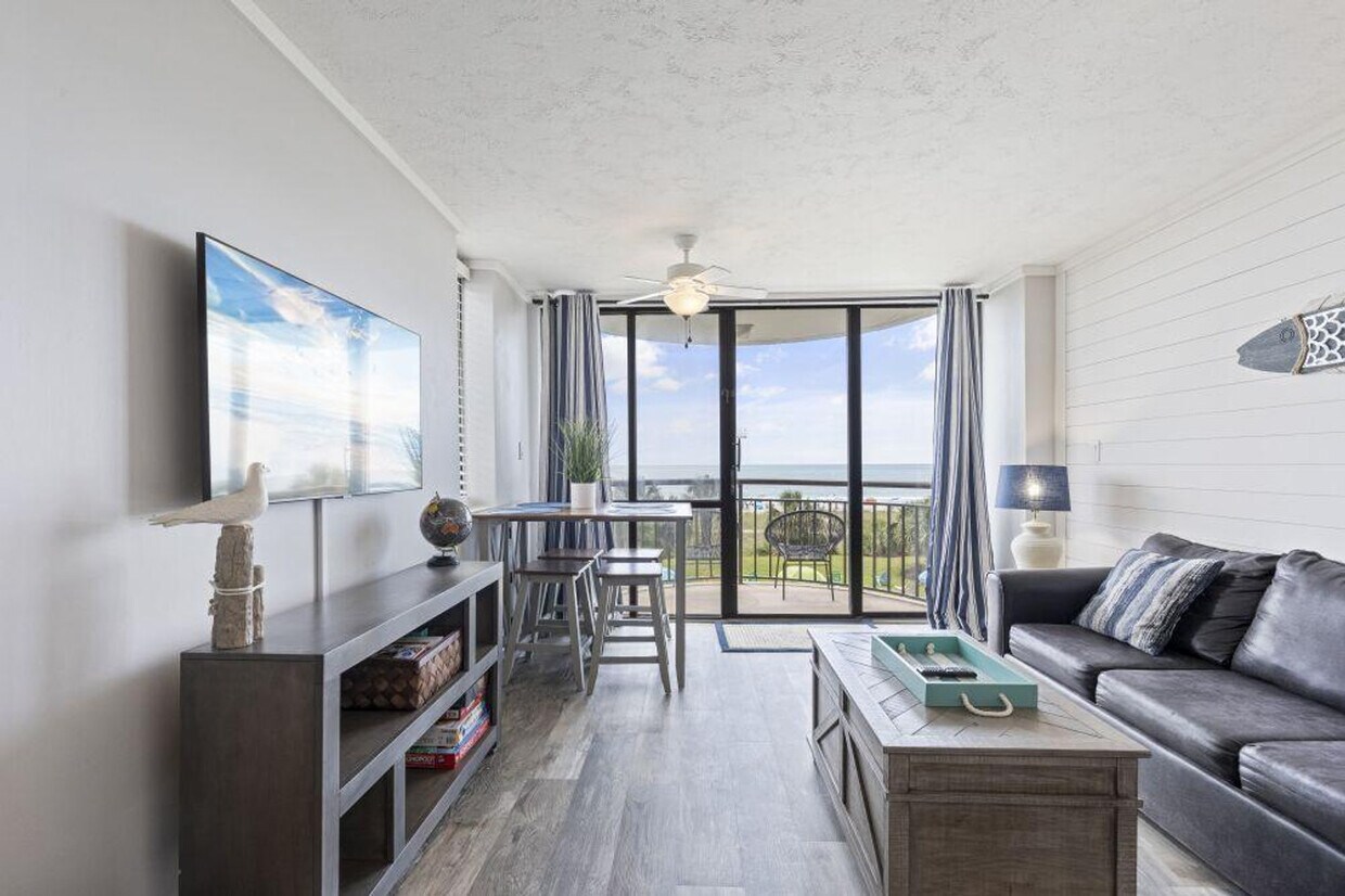 Foto principal - 2310 N Ocean Blvd