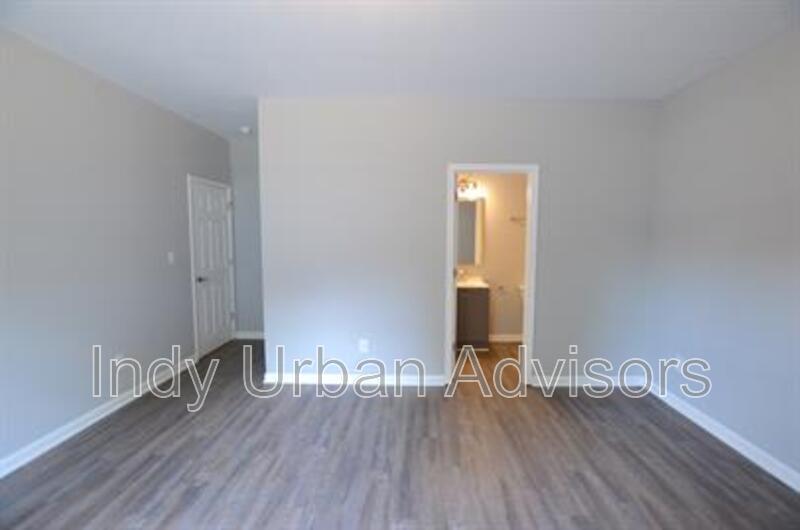 Foto principal - 3501 N Illinois St