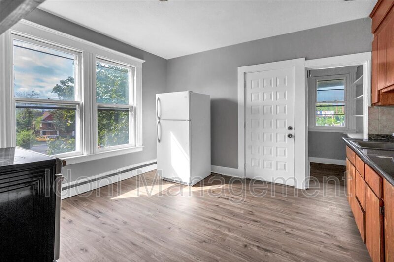 798181 Baltimore St, Hartford, CT 06112 Condo for Rent in Hartford