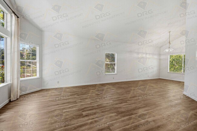 Foto del edificio - 2101 Finley Ct