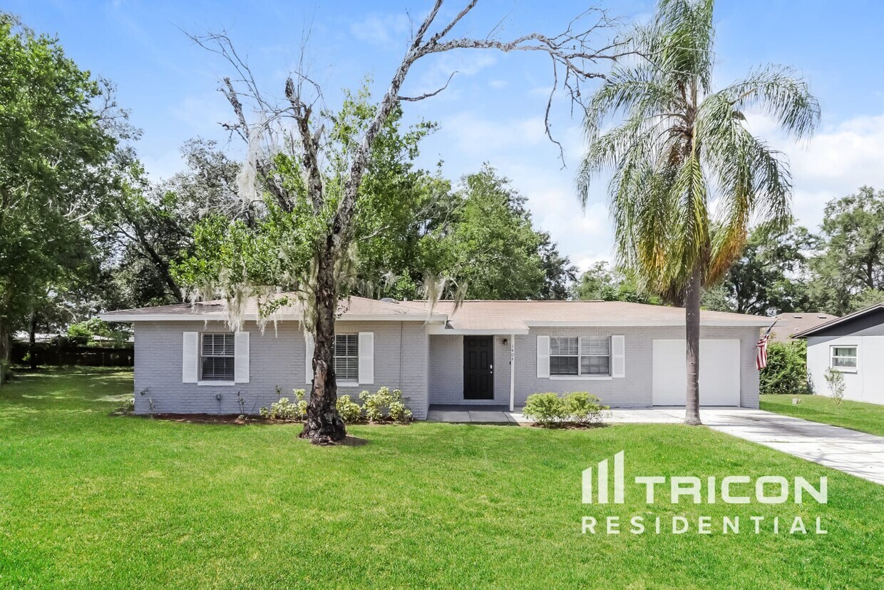 Foto principal - 1404 Fernwood Place Seffner FL