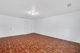 Building Photo - 14311 Glade Point Dr