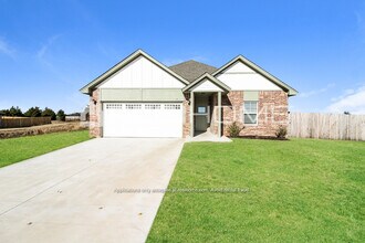 Building Photo - 1201 Round Leaf Rd