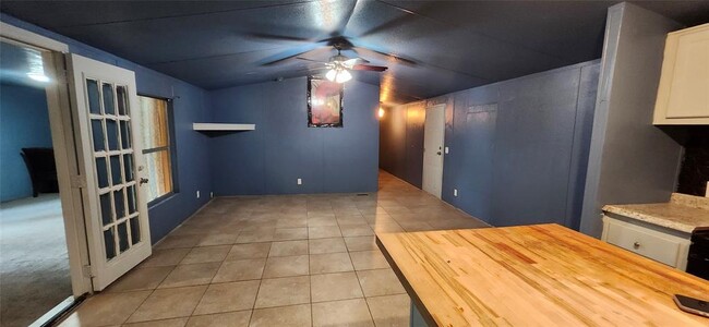 Building Photo - 448 County Rd 2235