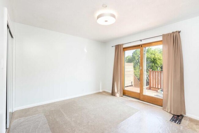 Foto del edificio - 2 bedroom in Daly City CA 94014
