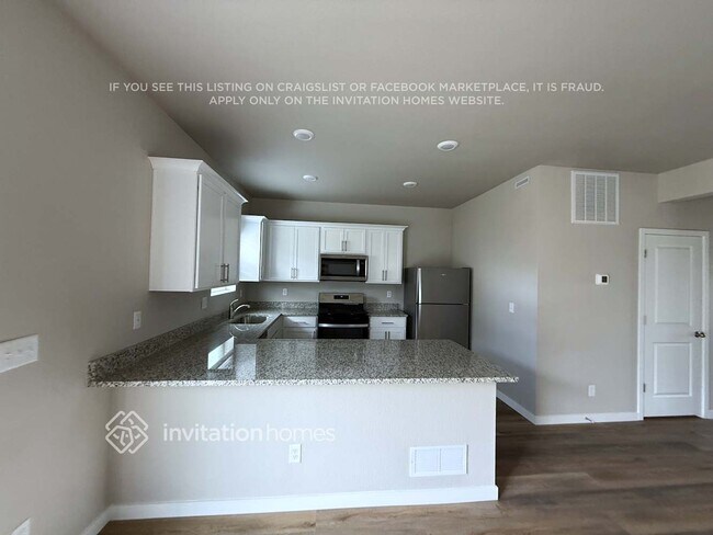 Foto del edificio - 7207 Dolores Ave