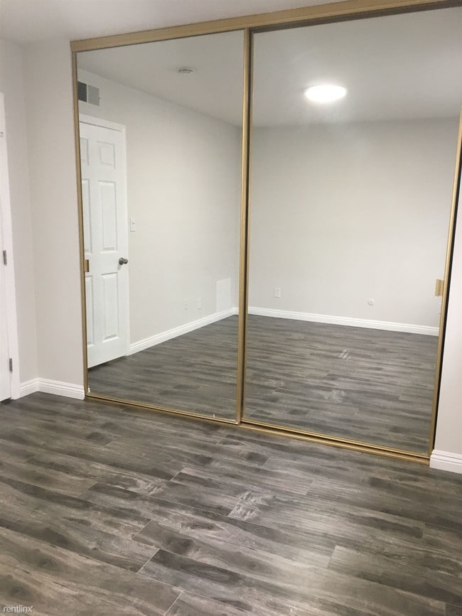 Foto del edificio - 557 E San Jose Ave