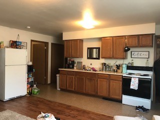 Kitchen - 1115 W 22nd St