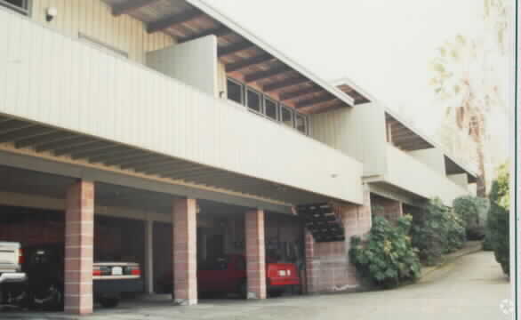 Foto del edificio - 891-899 Bell St