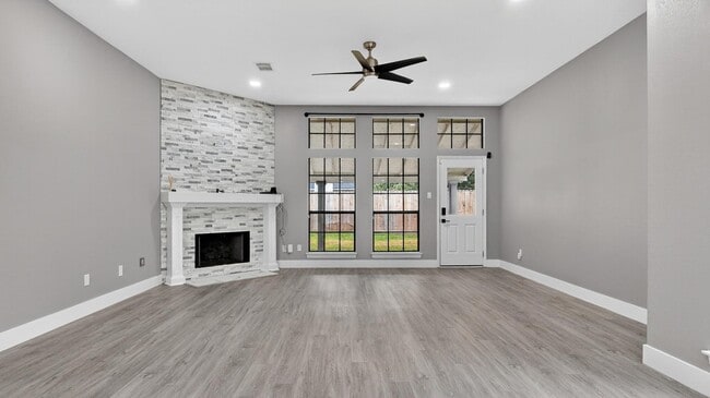 Building Photo - 4935 Otter Peak Dr