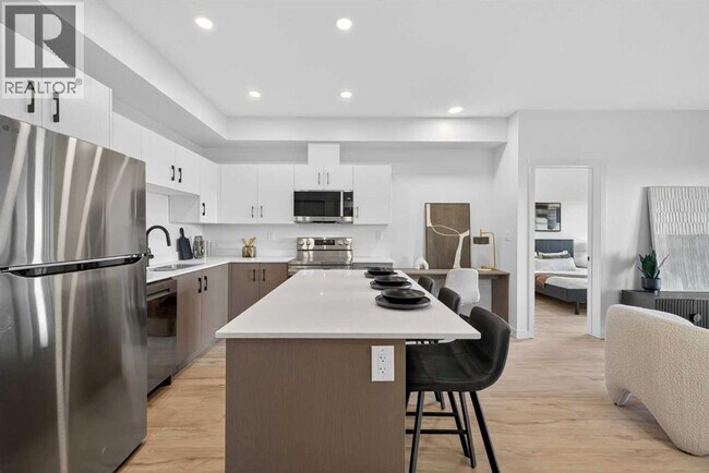 Building Photo - 355 Clareview Station Dr NW