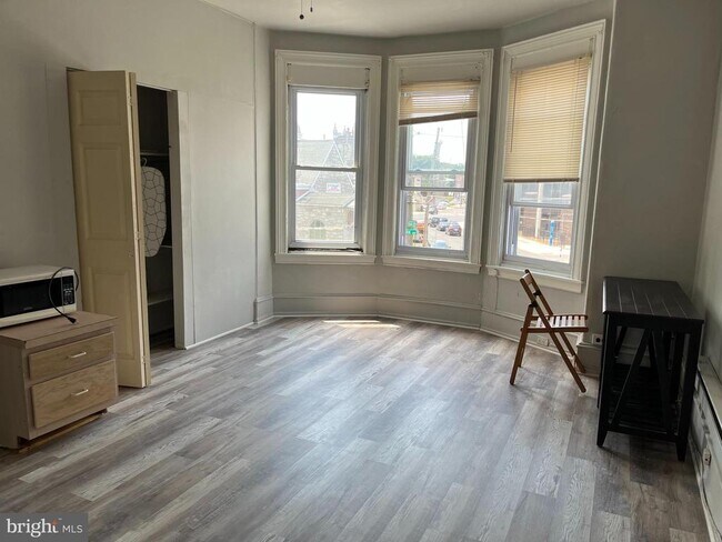 Foto del edificio - 3315 N Park Ave