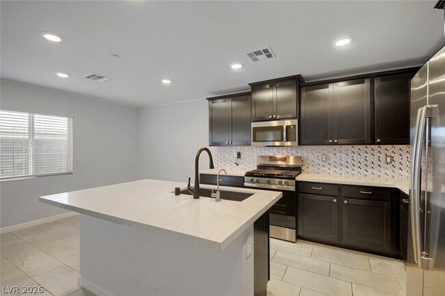 Foto del edificio - 9493 Sky Pointe Dr